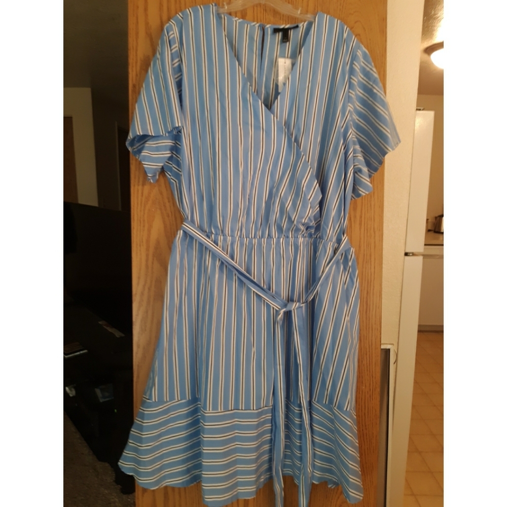 NWT | Lane Bryant Faux Wrap Dress